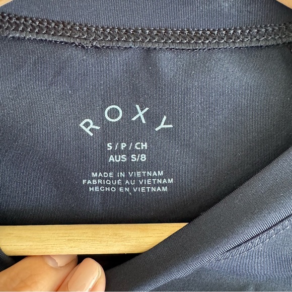 Roxy Long Sleeve Surf Swim Shirt Size Small - Picture 7 of 9